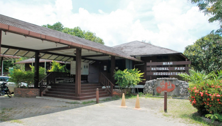 Niah-Caves-1