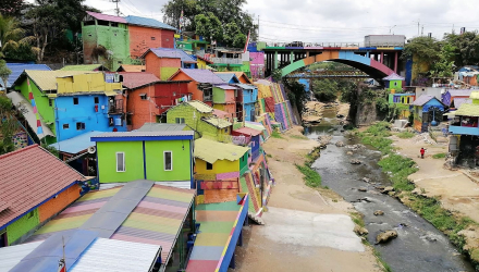 Rainbow-Village-12