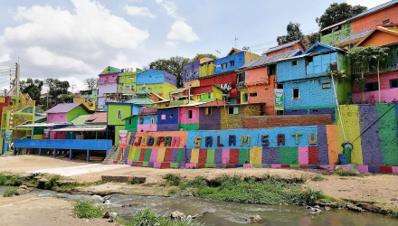 Rainbow-Village-27