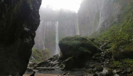 Tumpak-Sewu-15