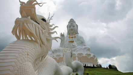 Wat-Huai-Pla-Kung-2-1