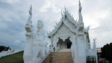 Wat-Huai-Pla-Kung-6