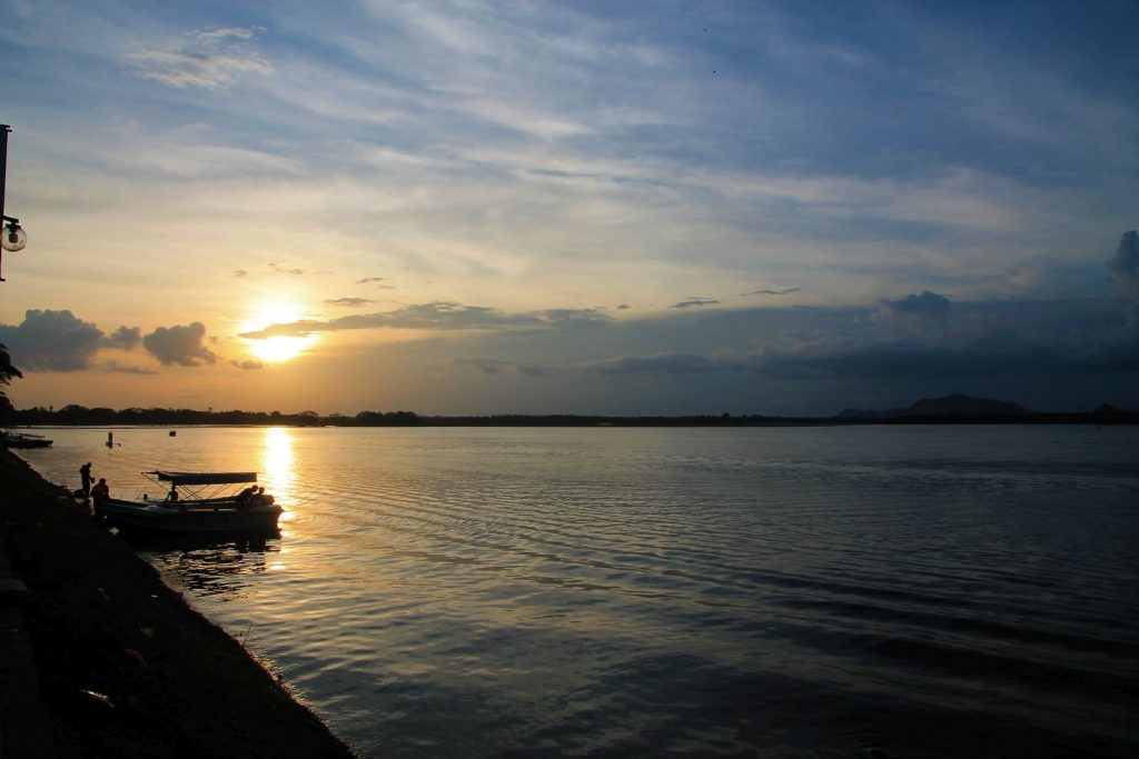 Tissamaharama Tissa Lake
