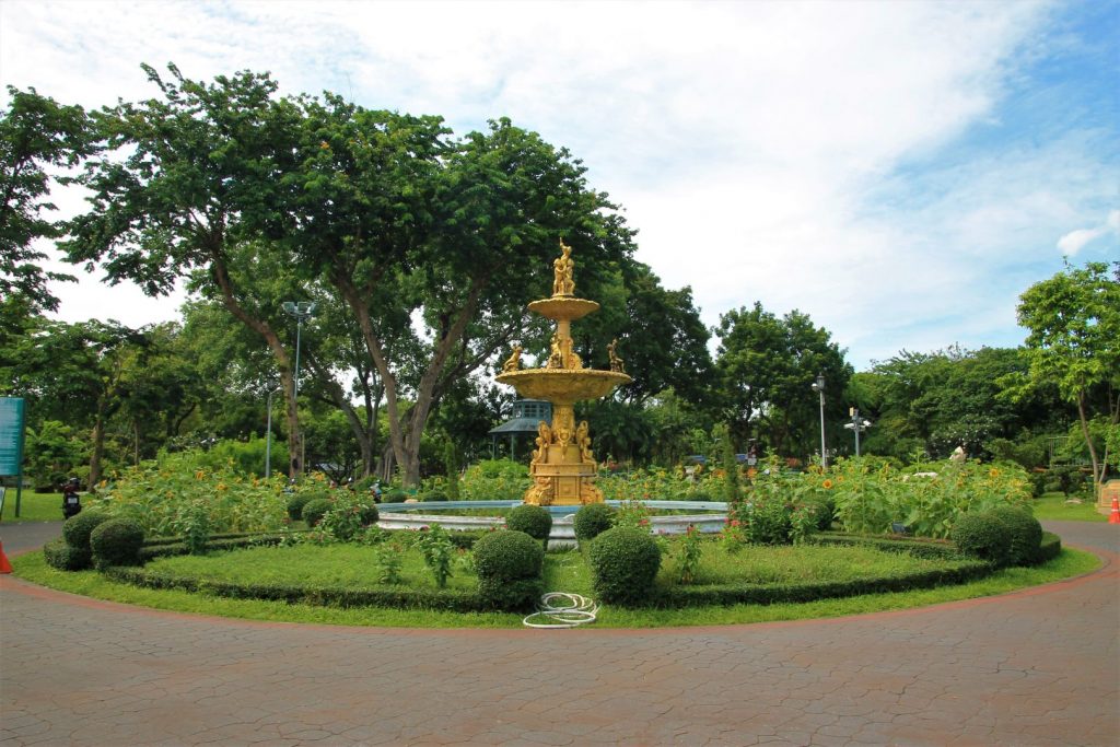Saranrom Park 