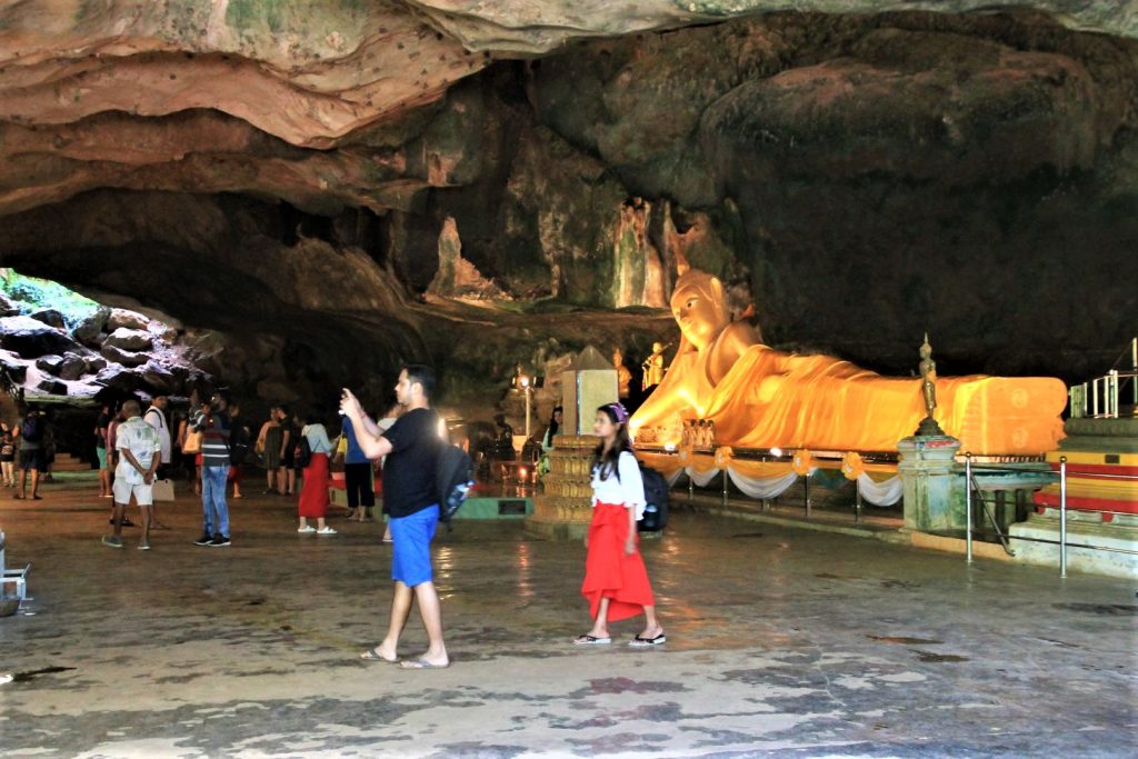 Monkey Cave at the Temple of Wat Suwan 